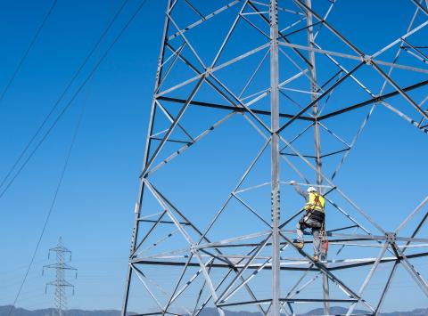 IPTO_pylonas_enaeritis