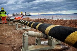 Κρήτη-Πελοπόννησος: Το καονοτόμο καλώδιο ποντίζεται σε βάθη ρεκόρ