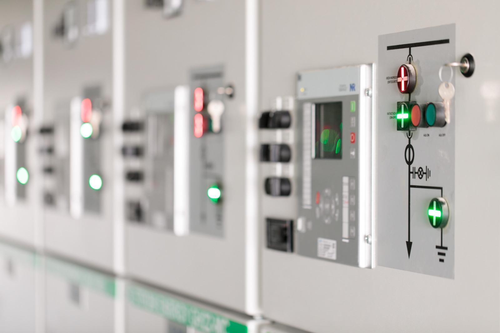 Ο ΑΔΜΗΕ επιταχύνει την ανανέωση κρίσιμου εξοπλισμού του ηλεκτρικού συστήματος